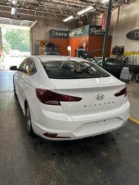 2020 Hyundai ELANTRA Limited