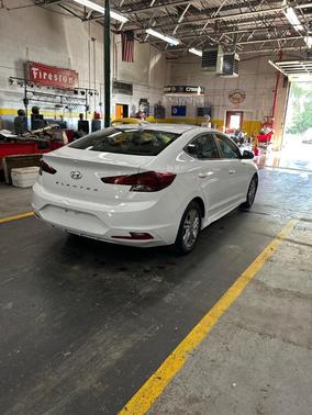 2020 Hyundai ELANTRA Limited