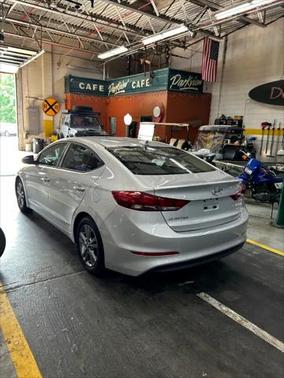 2017 Hyundai ELANTRA Limited