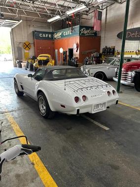 White 1975 Chevrolet Corvette Base