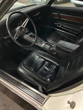 White 1975 Chevrolet Corvette Base