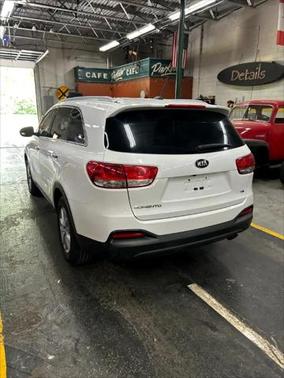 2018 Kia Sorento LX