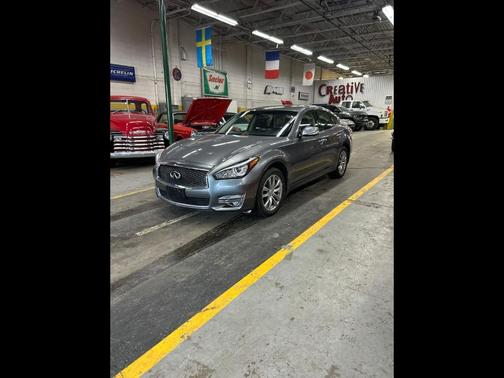 2015 INFINITI Q70 3.7X