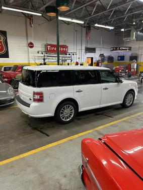Oxford White 2019 Ford Flex SEL