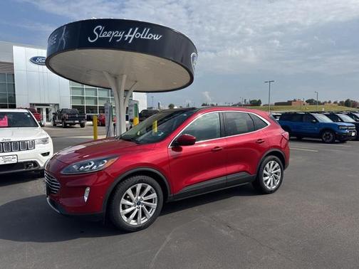 2021 Ford Escape Titanium