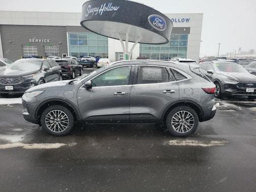 2026 Ford Escape PHEV SE