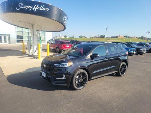 2022 Ford Edge ST