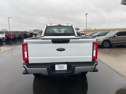 Oxford White 2026 Ford F-350 XL