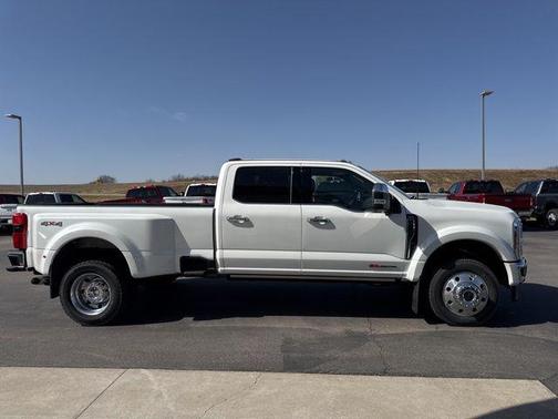 2026 Ford F-450 Lariat