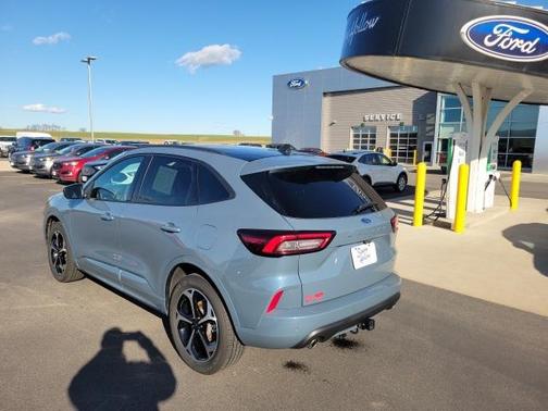 2023 Ford Escape ST-Line Select