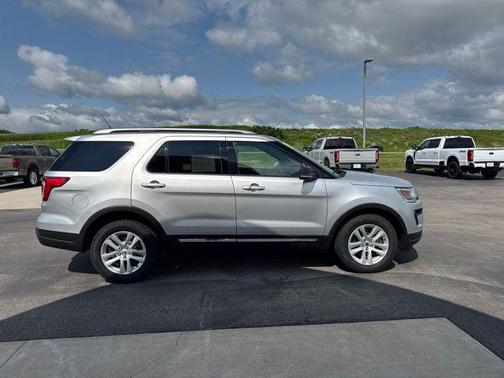 Ingot Silver 2019 Ford Explorer XLT