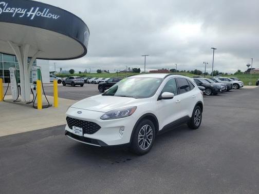 2020 Ford Escape SEL