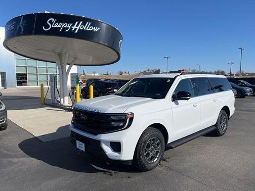 Oxford White 2026 Ford Expedition Max Active 4x4