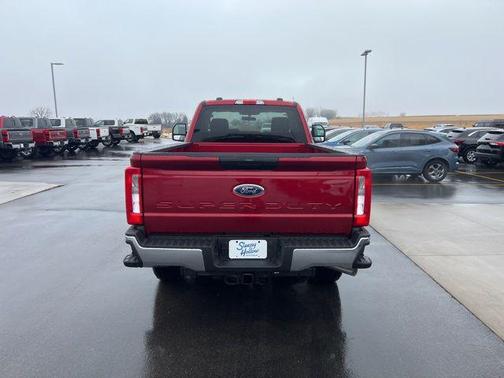 Ruby Red Metallic Tinted Clearcoat 2026 Ford F-250 XLT