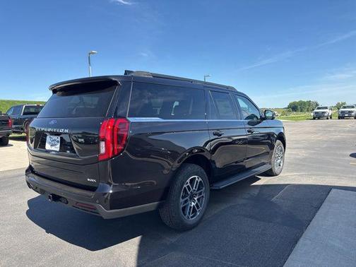 Agate Black Metallic 2026 Ford Expedition Max Active 4x4