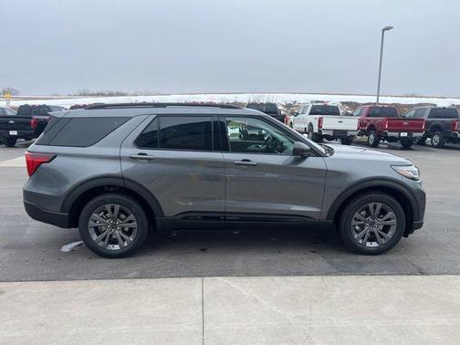 2026 Ford Explorer Active w/200A Pkg
