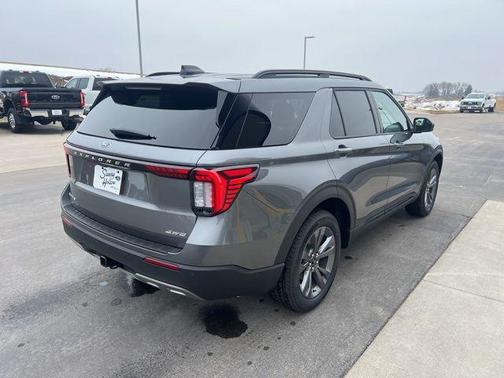 2026 Ford Explorer Active w/200A Pkg