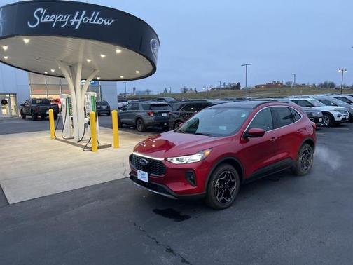 2026 Ford Escape Platinum