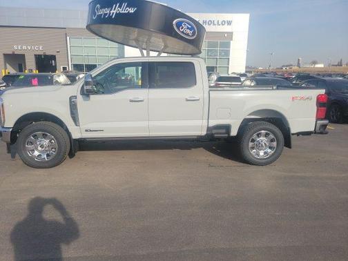 Avalanche 2026 Ford F-350 Lariat