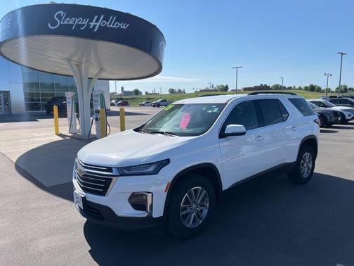 Summit White 2023 Chevrolet Traverse LT Leather