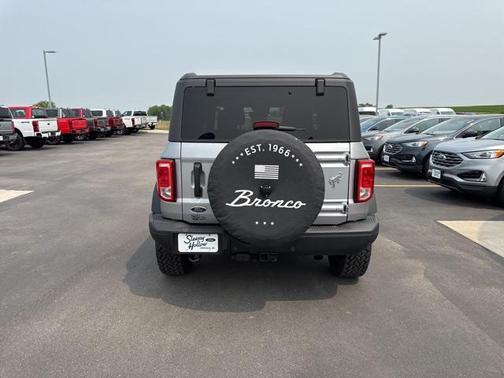 2024 Ford Bronco Black Diamond