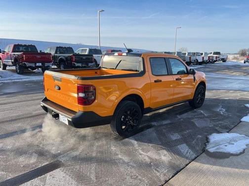 Orange Fury Metallic Tri-Coat 2026 Ford Maverick XLT