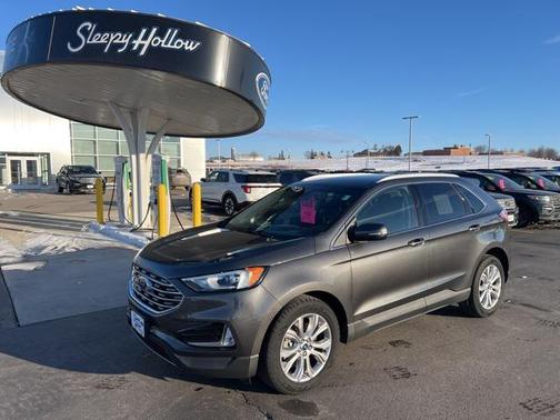 2019 Ford Edge Titanium