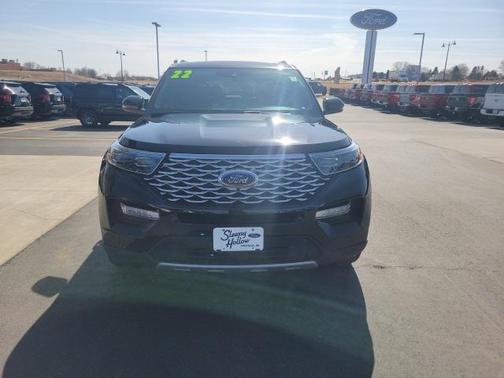 2022 Ford Explorer Platinum
