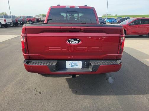 Ruby Red Metallic Tinted Clearcoat 2026 Ford F-150 XLT