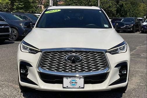 2023 INFINITI QX55 LUXE