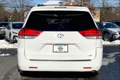 2013 Toyota Sienna LE