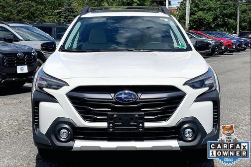 Crystal White Pearl 2023 Subaru Outback Limited XT