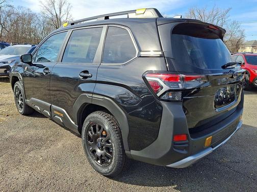 Crystal Black Silica 2026 Subaru Forester Wilderness