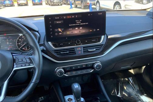 2023 Nissan Altima SR FWD