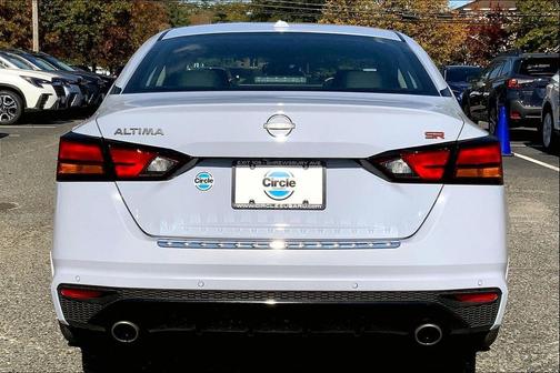 2023 Nissan Altima SR FWD
