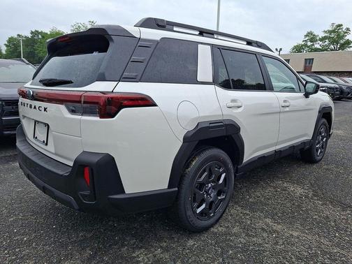 Crystal White Pearl 2026 Subaru Outback Premium