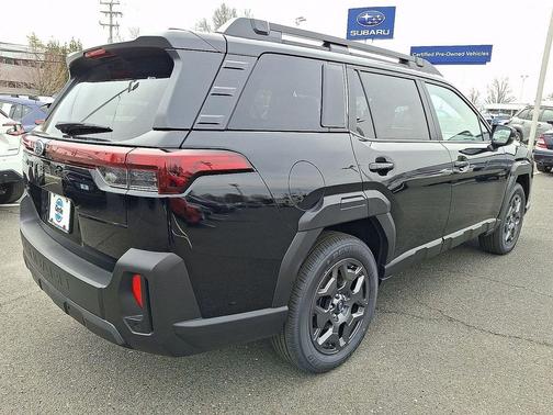 Crystal Black Silica 2026 Subaru Outback Premium