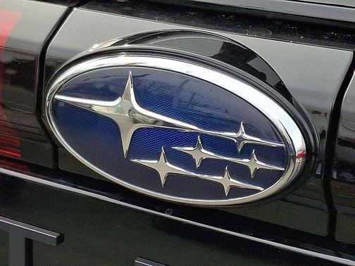 Crystal Black Silica 2026 Subaru Outback Premium