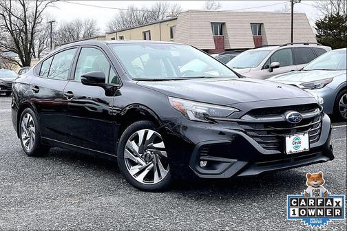 Crystal Black Silica 2025 Subaru Legacy Limited