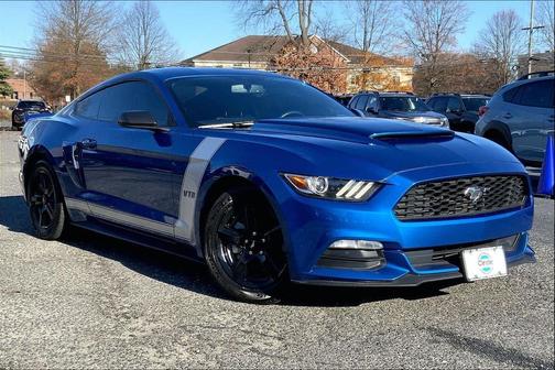 2017 Ford Mustang V6