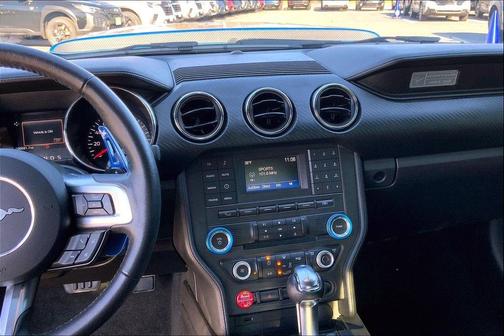 2017 Ford Mustang V6