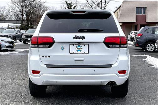 2021 Jeep Grand Cherokee Laredo