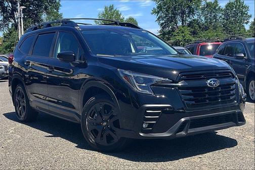 Crystal Black Silica 2025 Subaru Ascent Onyx Edition Touring 7-Passenger