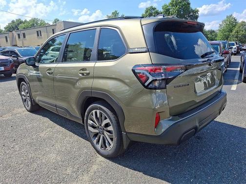 2025 Subaru Forester Touring