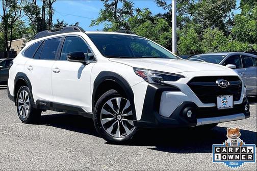 Crystal White Pearl 2023 Subaru Outback Limited XT