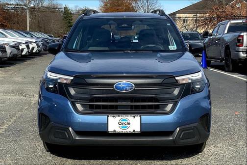 2025 Subaru Forester Base