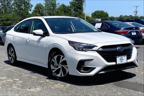 Crystal White Pearl 2025 Subaru Legacy Premium