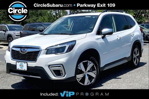 Crystal White Pearl 2021 Subaru Forester Touring