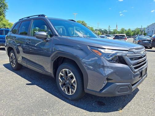 Magnetite Gray Metallic 2026 Subaru Forester Premium