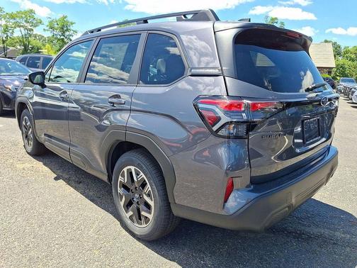 Magnetite Gray Metallic 2026 Subaru Forester Premium